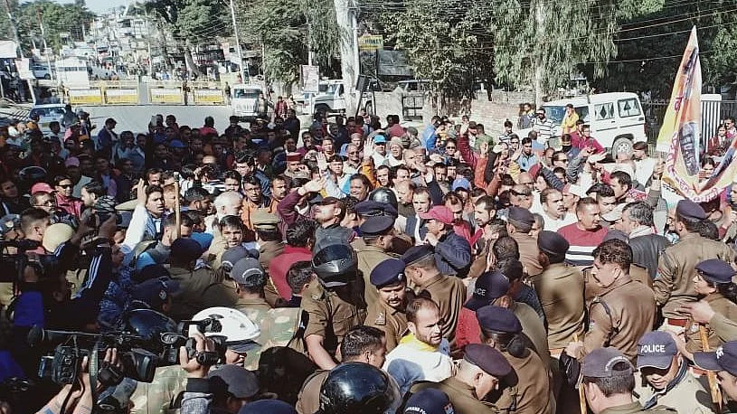 Teerath purohit and priests from 51 temples of Uttarakhand protest outside the state Assembly in Dehradun against Char Dham shrine Board bill.