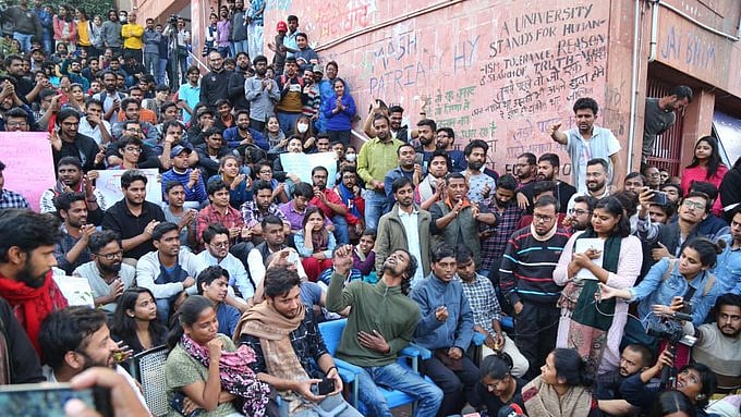JNU: Students protest while JNU admin invokes rulebook on academic requirements for students  