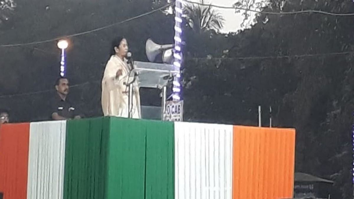 West Bengal Chief Minister Mamata Banerjee addresses rally in Kolkata on Thursday