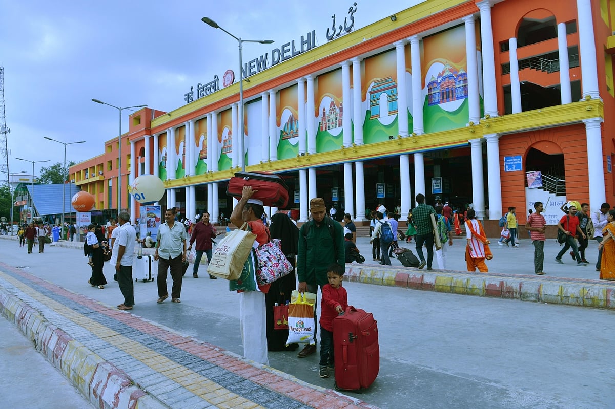 Election awareness drive at 7 Delhi railway stations