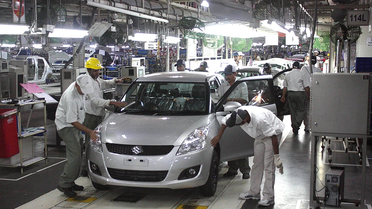 A National Green Tribunal (NGT) order in 2014 bars vehicles older than 15 years to be parked in public places.