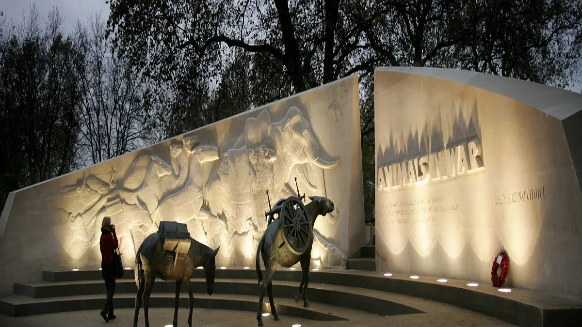 Animals’ war memorial in London (Photo courtesy- social media)
