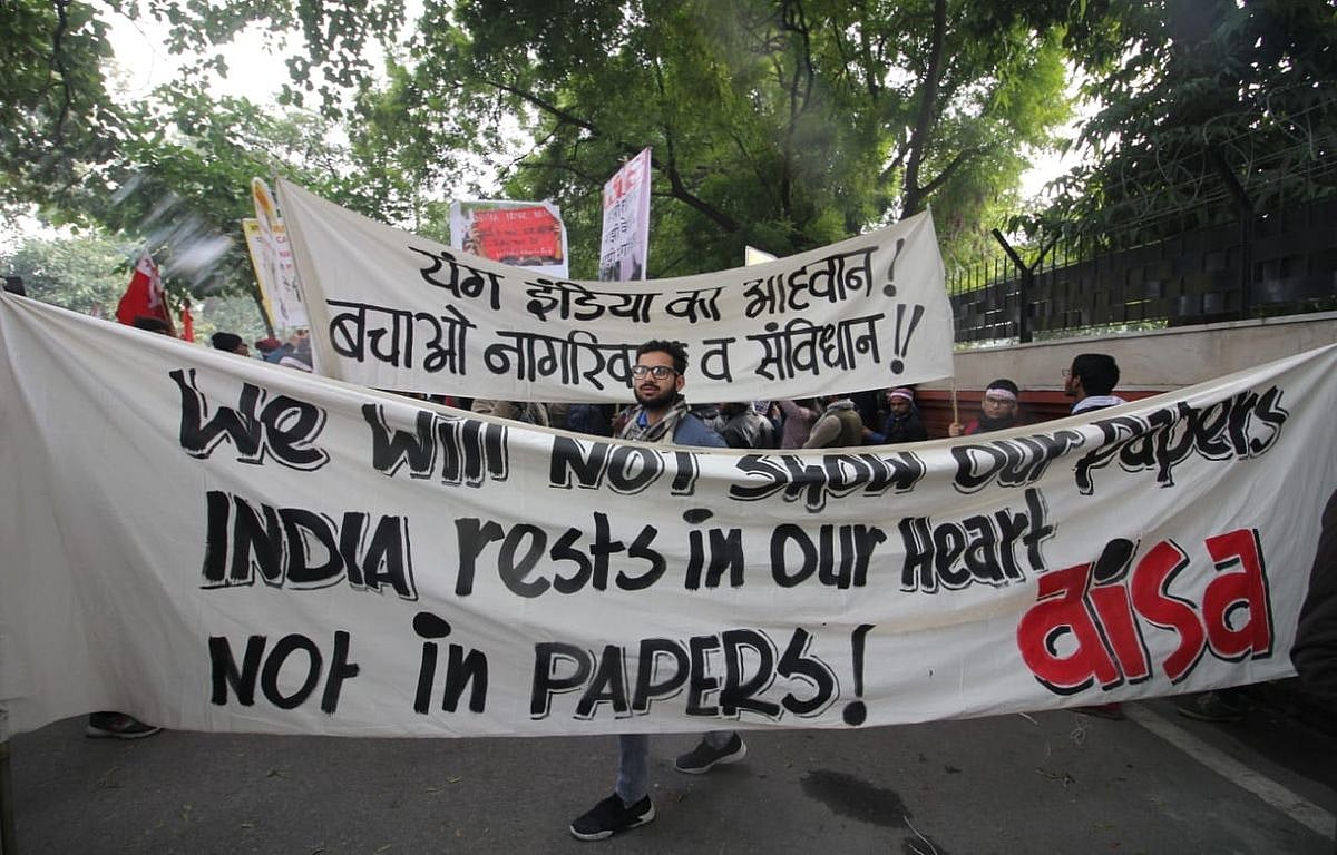 Students protest at Mandi House against CAA, NRC in Delhi