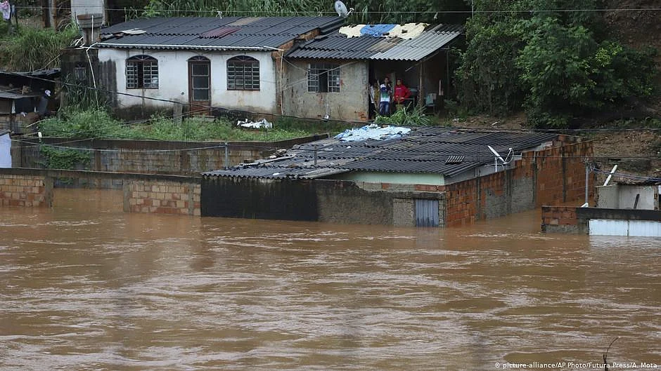 Death toll from Brazil landslides, floods reach 105, with 140 missing