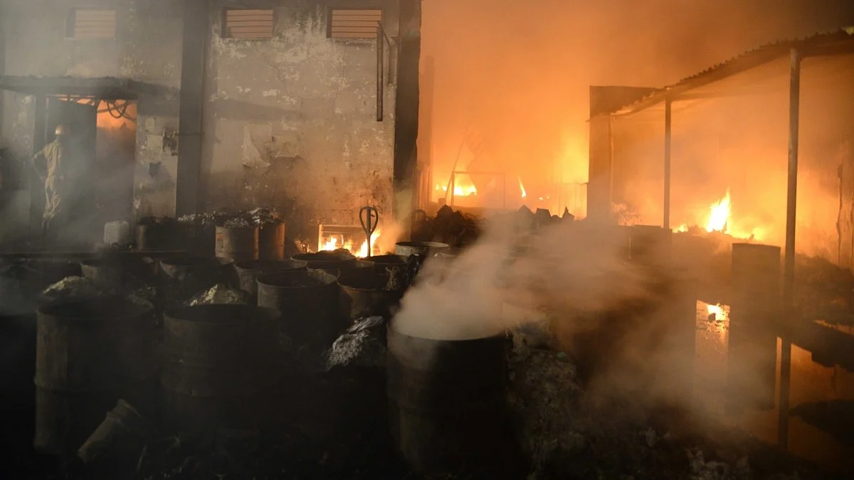Eight killed in chemical factory blast near Mumbai