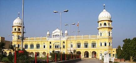 Gurdwara Nankana Sahib “untouched and undamaged”; reports of desecration “false”: Pak govt