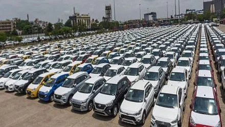 Auto industry dips down to lowest in two decades