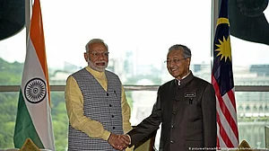 India, Malaysia can now trade in Indian rupee