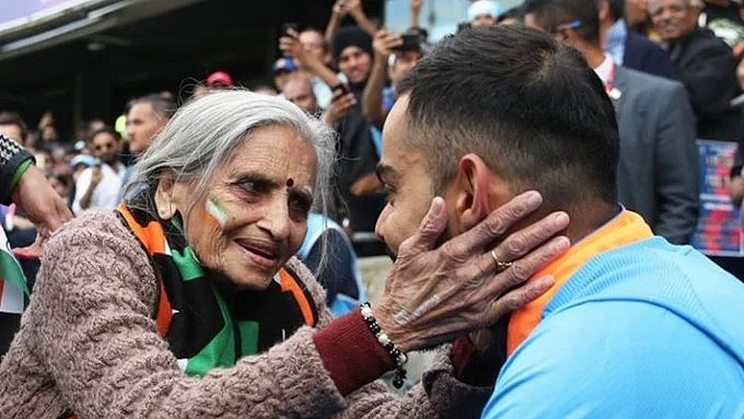 Charulata Patel with Indian skipper Virat Kohli (Photo courtesy: Twitter)