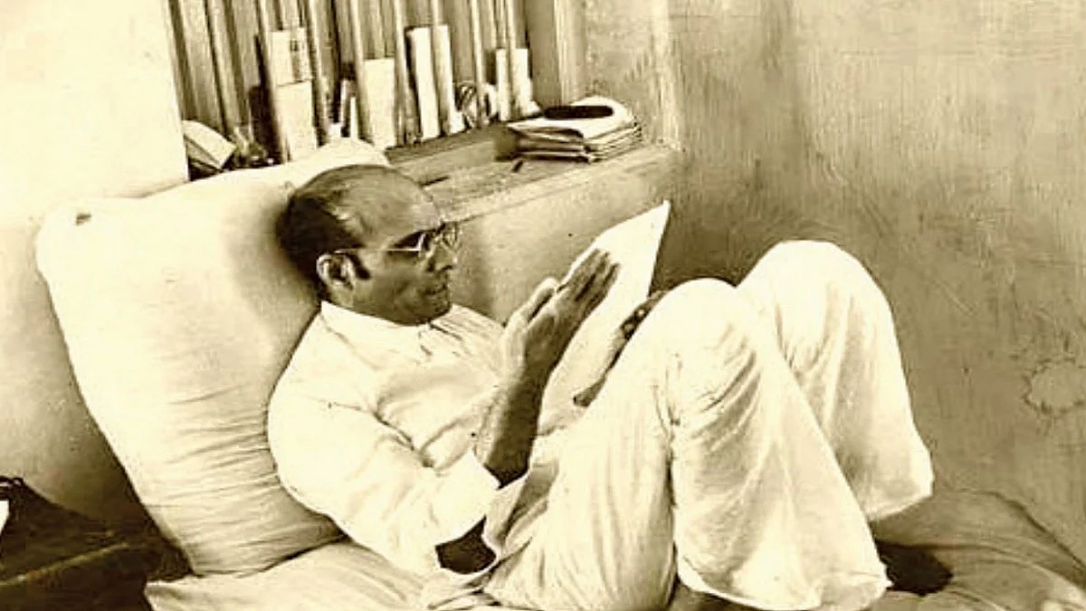 Savarkar praised and called himself ‘Veer’ in biography penned by himself