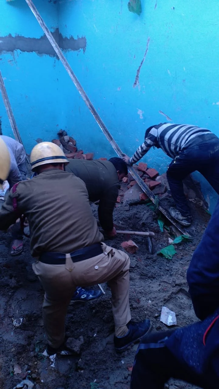 LIVE News Updates: 4 die in Bhajanpura building collapse, says DCP North East Delhi