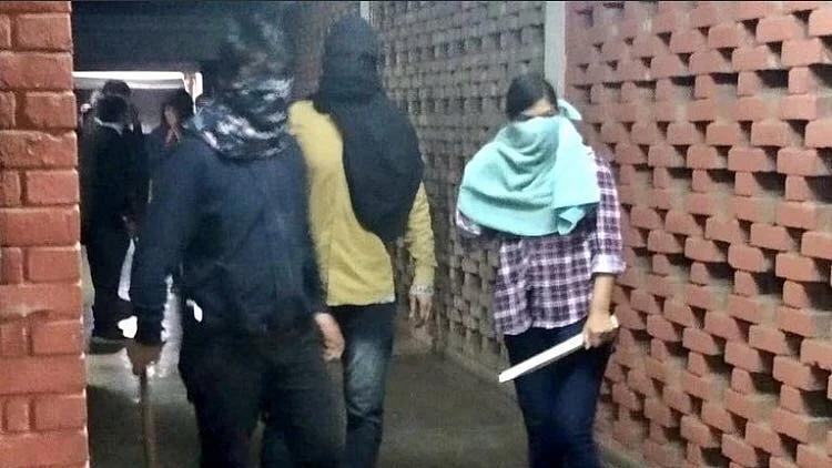 Masked goons attacked JNU campus on January 5 (Photo courtesy: Twitter)