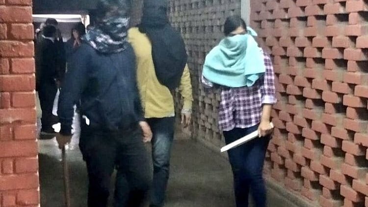 Masked goons attacked JNU campus on January 5 (Photo courtesy: Twitter)