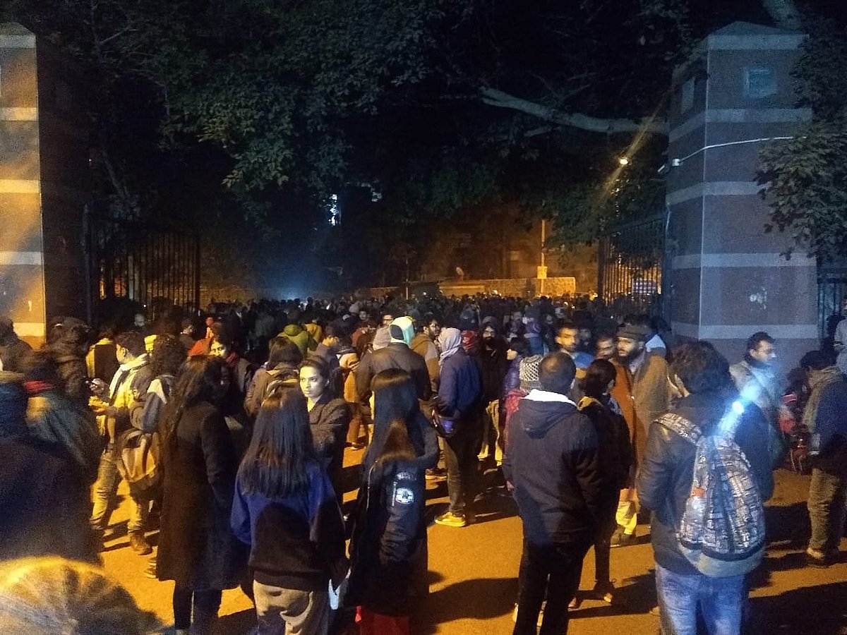 JNU students recall the sequence of violence on black Sunday: first person accounts