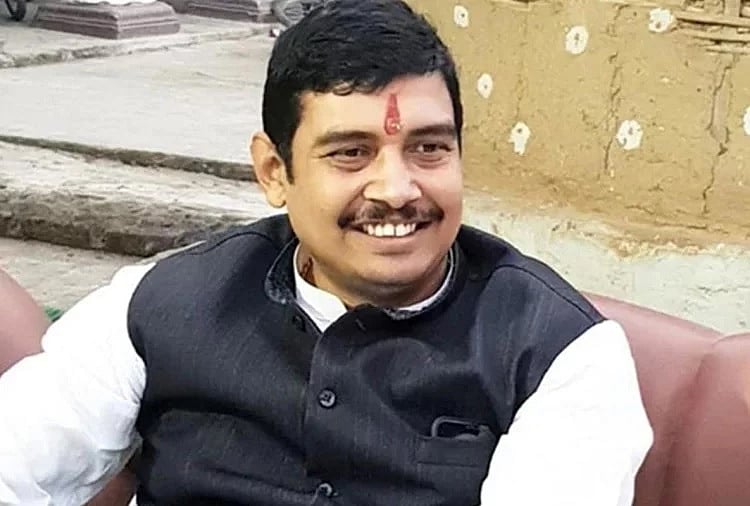 Rape accused gets two-day parole to take oath as Member of Parliament