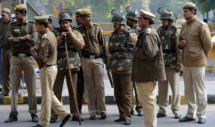 Man takes 20 children hostage in UP’s Farukkabad, police trying to handle the situation