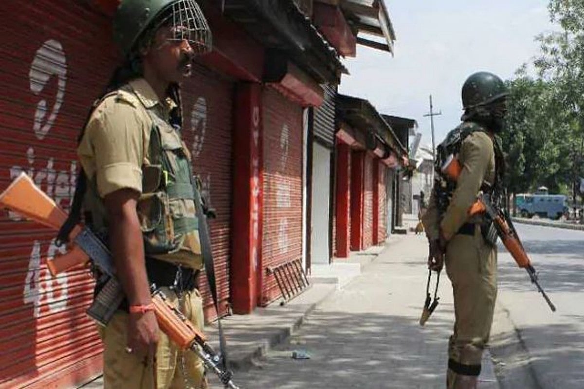 Strict restrictions to continue as Jammu and Kashmir administration extends 2G mobile data service till Feb 24