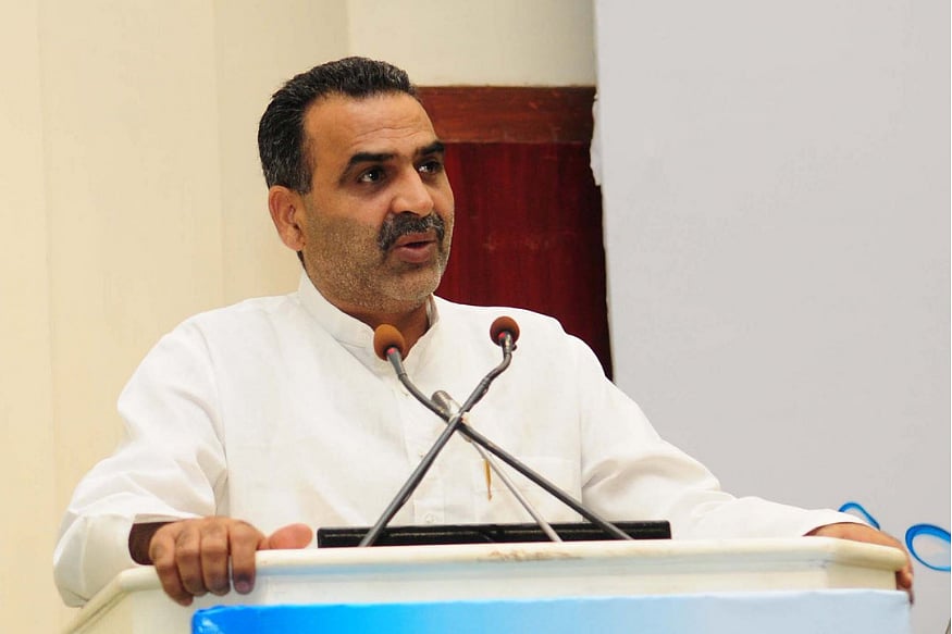  Union Minister Sanjeev Balyan comes up with unique ‘cure’ for Jamia, JNU protesters