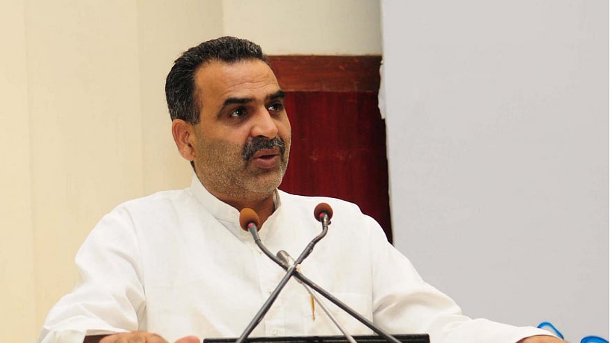  Union Minister Sanjeev Balyan comes up with unique ‘cure’ for Jamia, JNU protesters