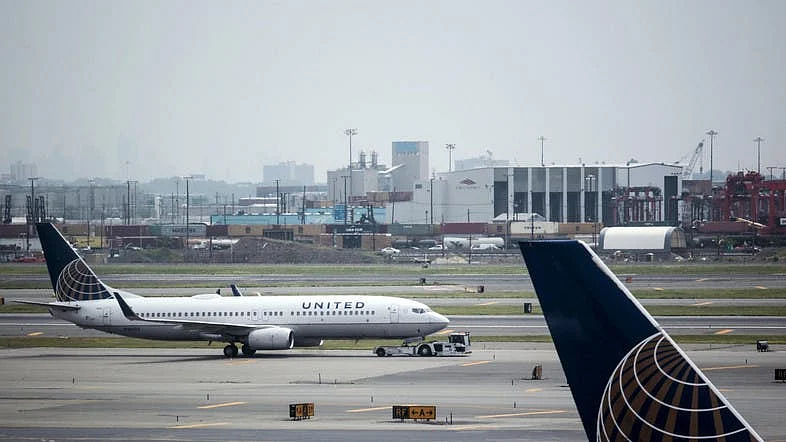  United States prohibits flights over Iraq, Iran and the Gulf