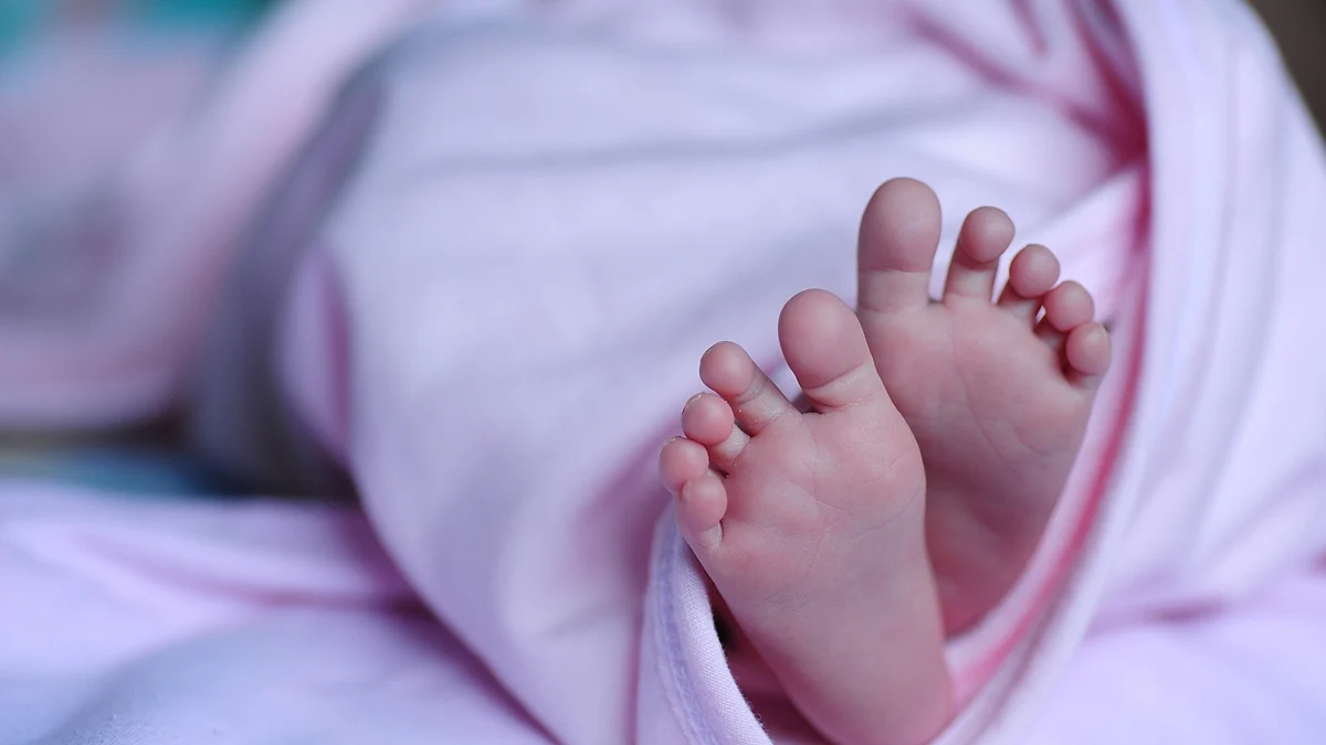 2 doctors, 3 nurses suspended over Alwar infant’s death