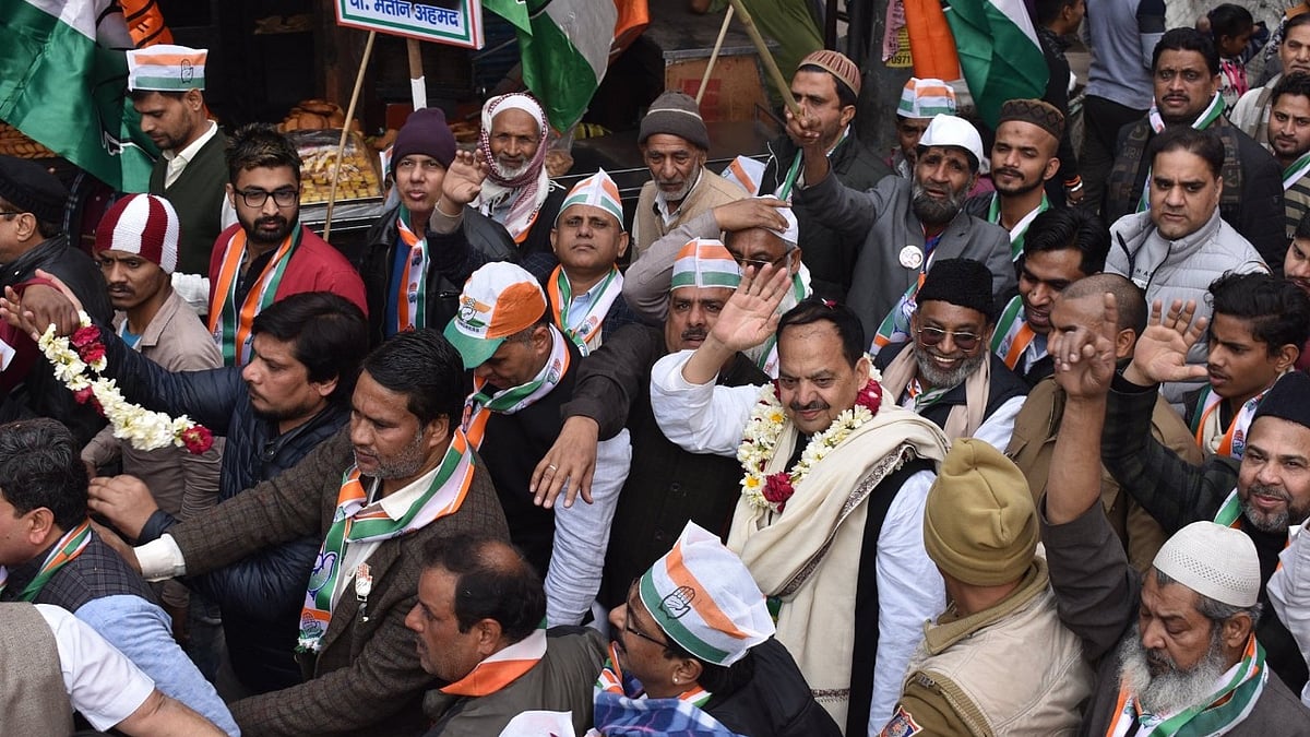 Delhi Assembly: In minority areas CAA and NRC are queering the pitch