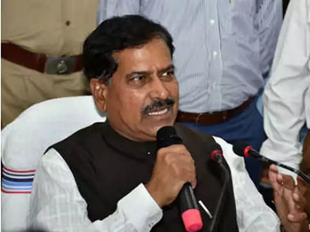 MoS Railways Suresh Angadi passes away; first union minister to succumb to COVID-19