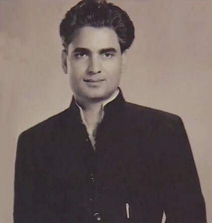 Kamal Amrohi’s younger son Tajdar Amrohi  fondly remembers his father on his death anniversary 