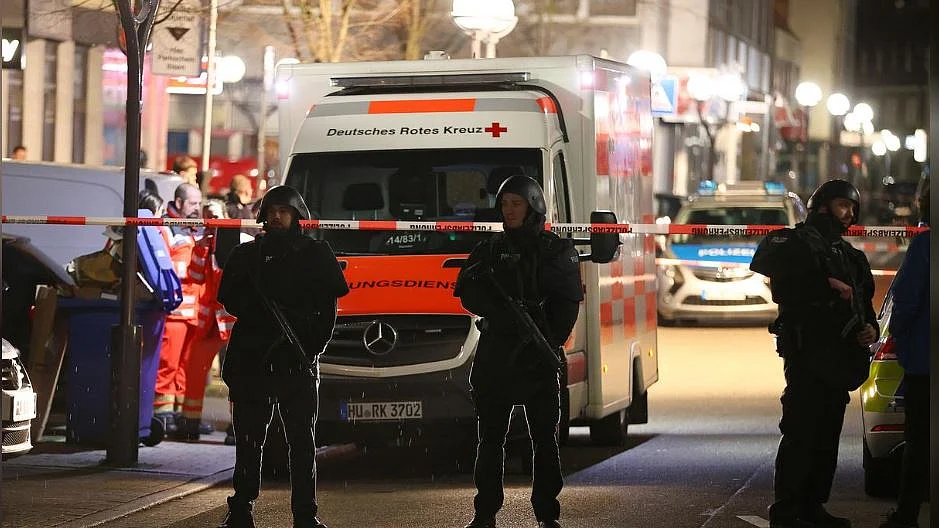 8 killed in two shootings in German city of Hanau
