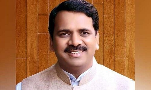 Former BJP MLA and Fadnavis aide booked for rape in Thane