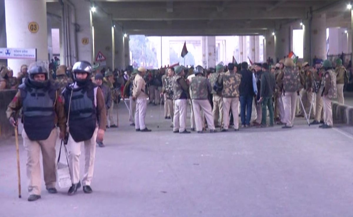 Heavy security in Delhi's Jahangirpuri for Hanuman Jayanti procession
