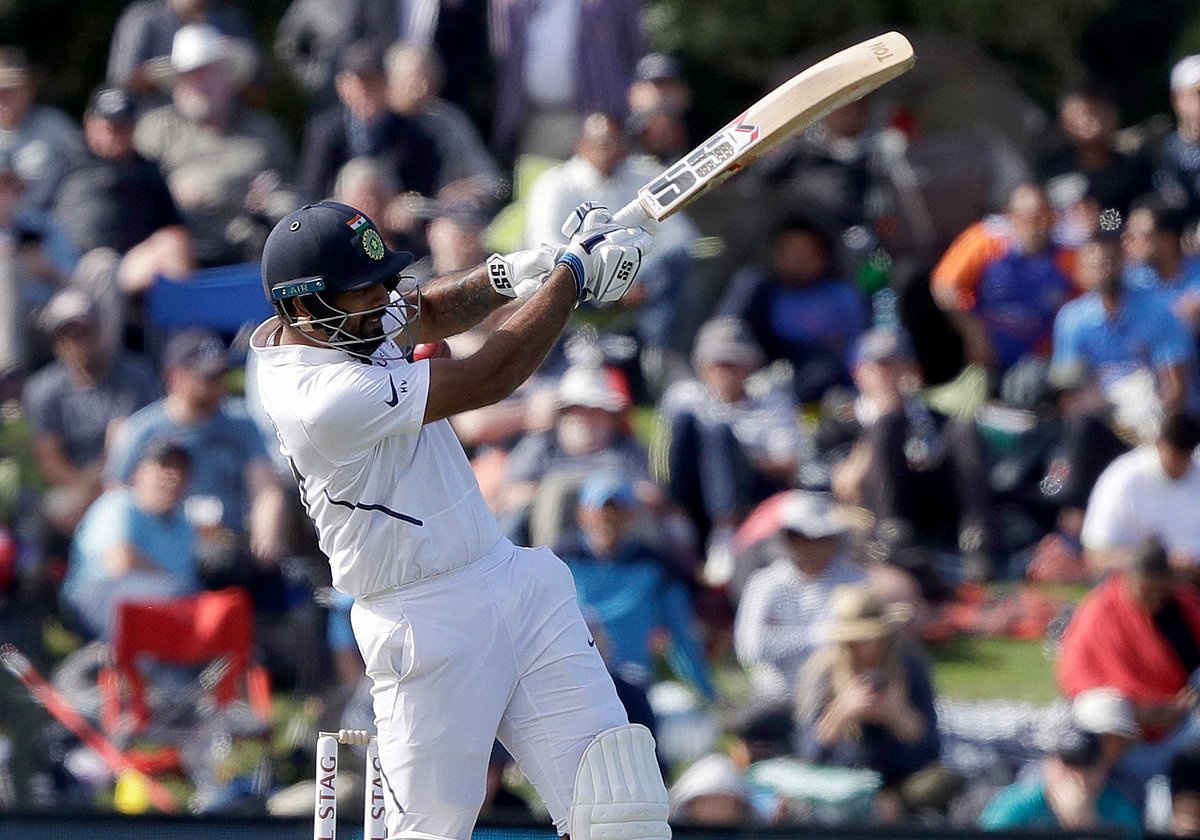 Indian batsmen allow New Zealand to seize momentum with reckless shots 