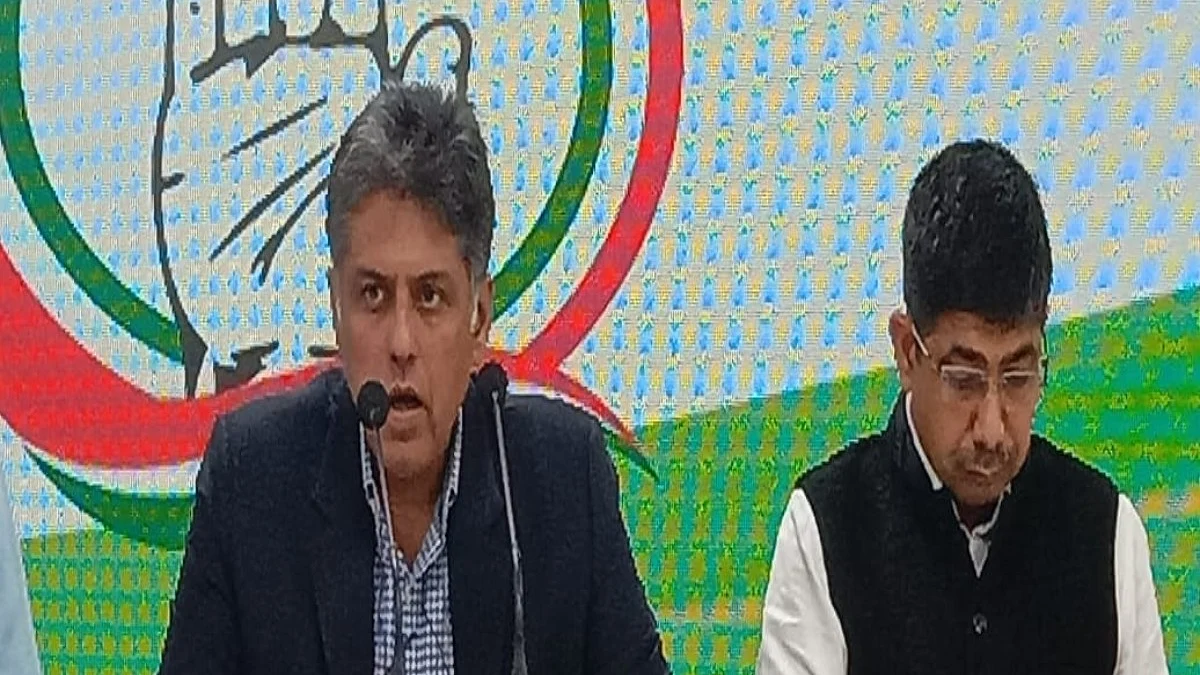 Congress leader Manish Tewari addresses a press conference at the party’s headquarters in New Delhi on Feb 19