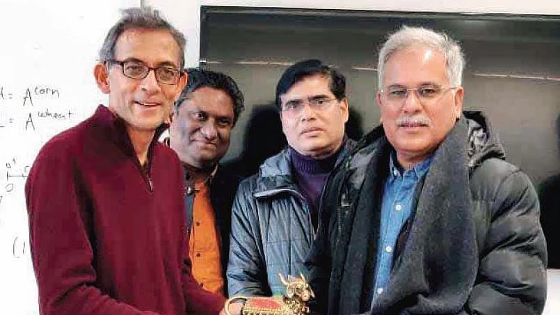 Chhattisgarh CM Bhupesh Baghel enlists support of Nobel Laureate Abhijit Banerjee
