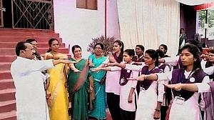 College in Amravati forces girls to pledge to eschew ‘love affairs’ on Valentine’s Day
