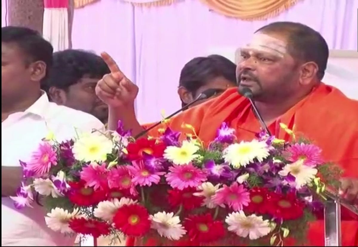 Another Lingayat seer dares Yediyurappa to make BJP MLA a minister