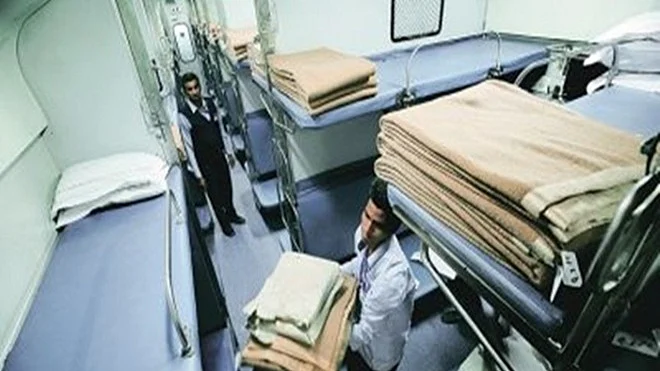 Blankets are washed on monthly basis in Rajdhani Express, reveals an RTI response