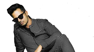 Manik Bhatheja, upcoming dancer releases his first song