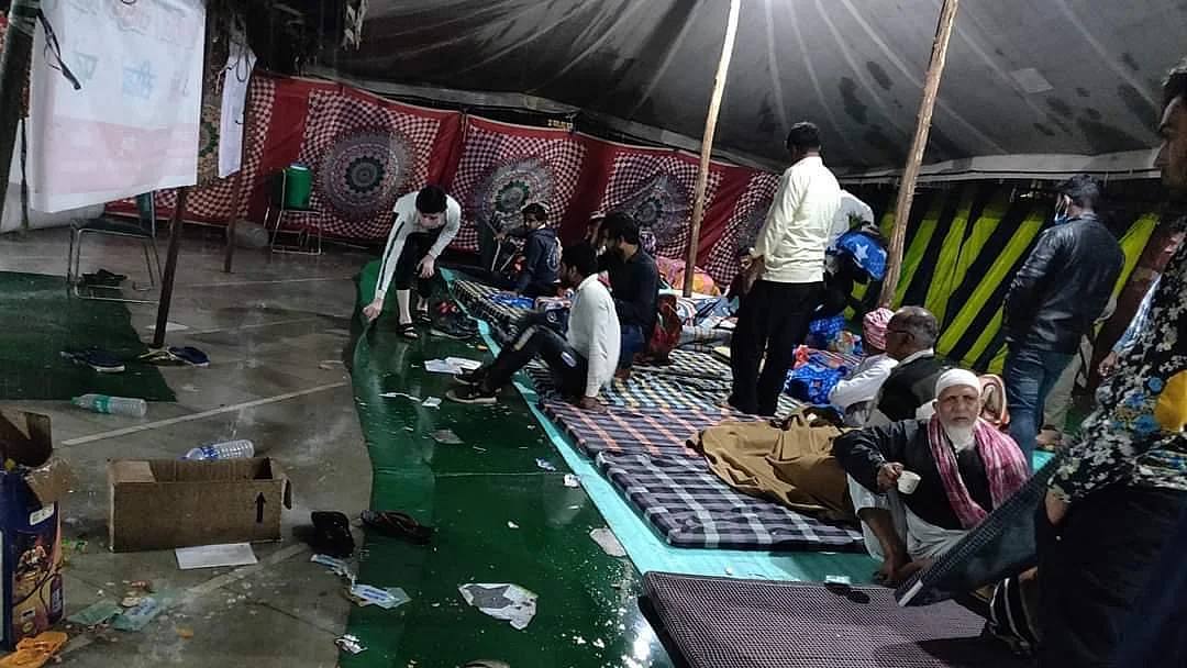 Relief camp in Mustafabad&nbsp;