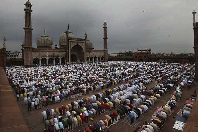 No Friday prayers, says Muslim Personal Law Board  