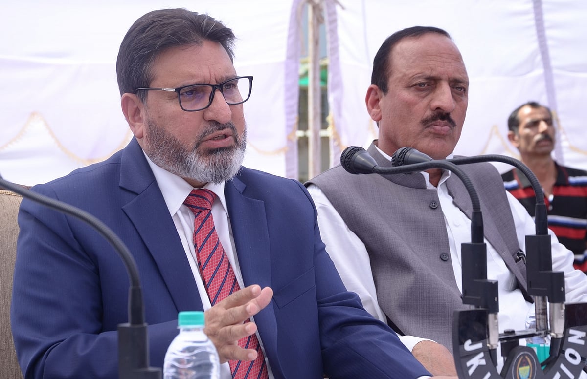 Ex-PDP leader launches ‘Apni Party’ in Kashmir  