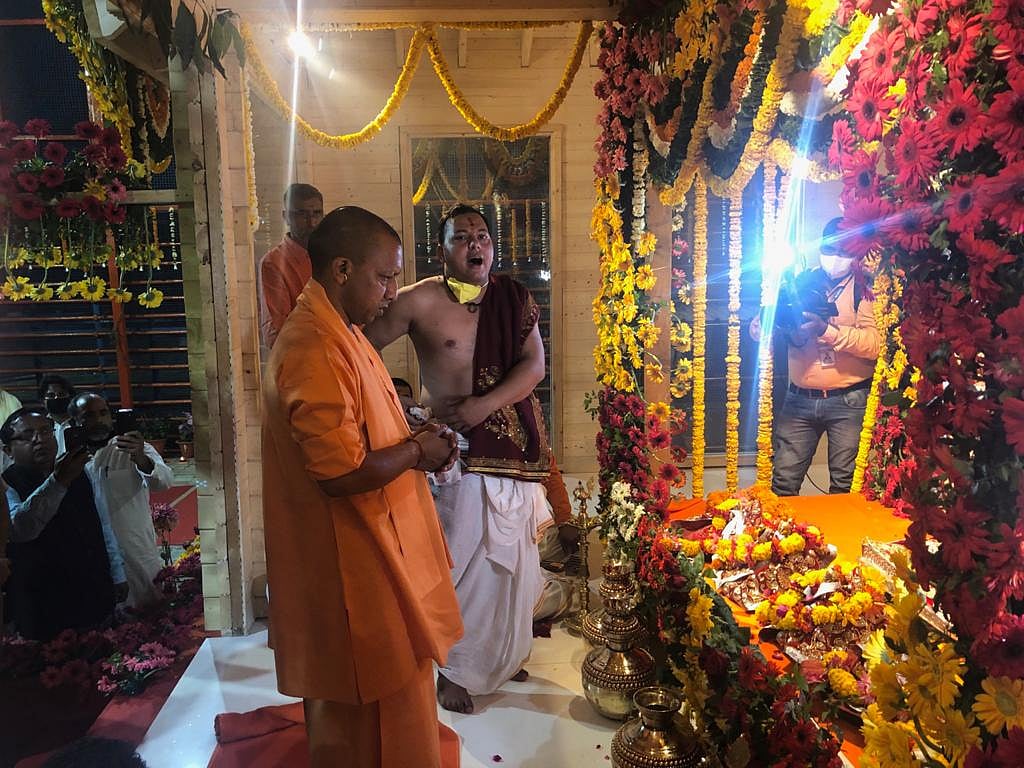 Ram Lalla shifted from tent to temporary temple