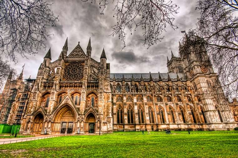 Only 5 people can attend weddings: Church of England
