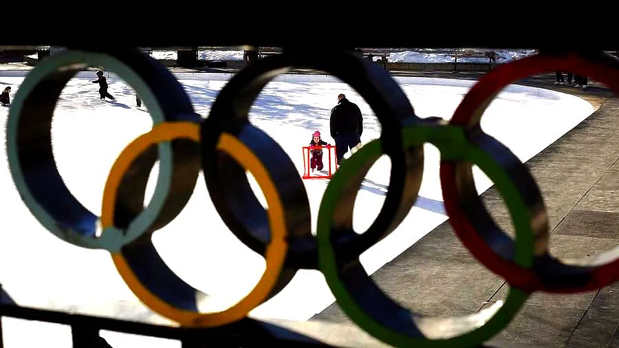 Too early to know Tokyo 2020 solutions, says IOC chief
