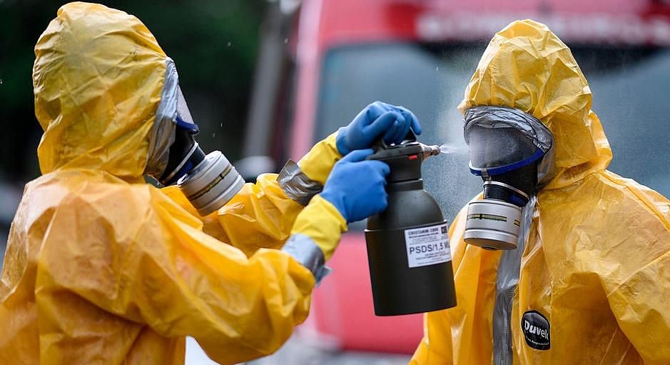 Coronavirus: Imports of medical supplies plummet as demand in US soars