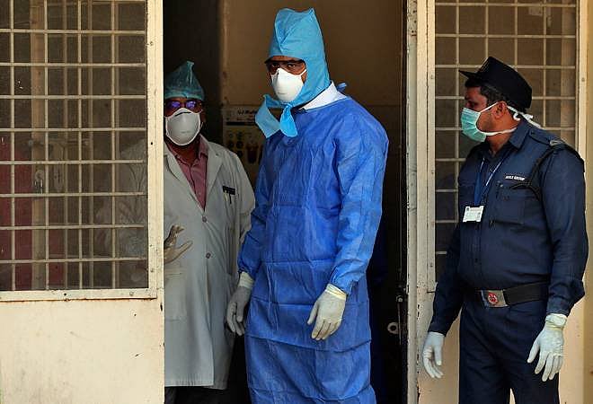 The Prime Minister must reassure medical personnel and clear the air on availability of PPEs