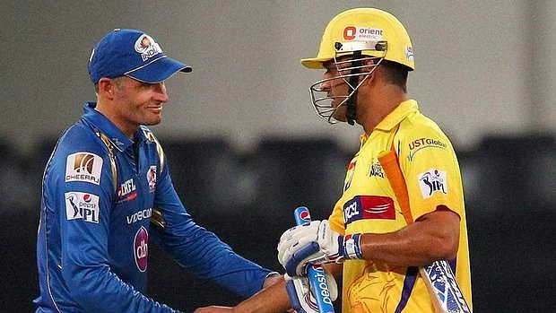 Former Australia batsman Mike Hussey and Indian wicket keeper-batsman MS Dhoni (Photo Courtesy: social media)