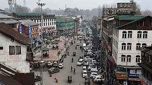 Govt reserves jobs in Jammu and Kashmir for domiciles; amends April 1 order after angry reaction