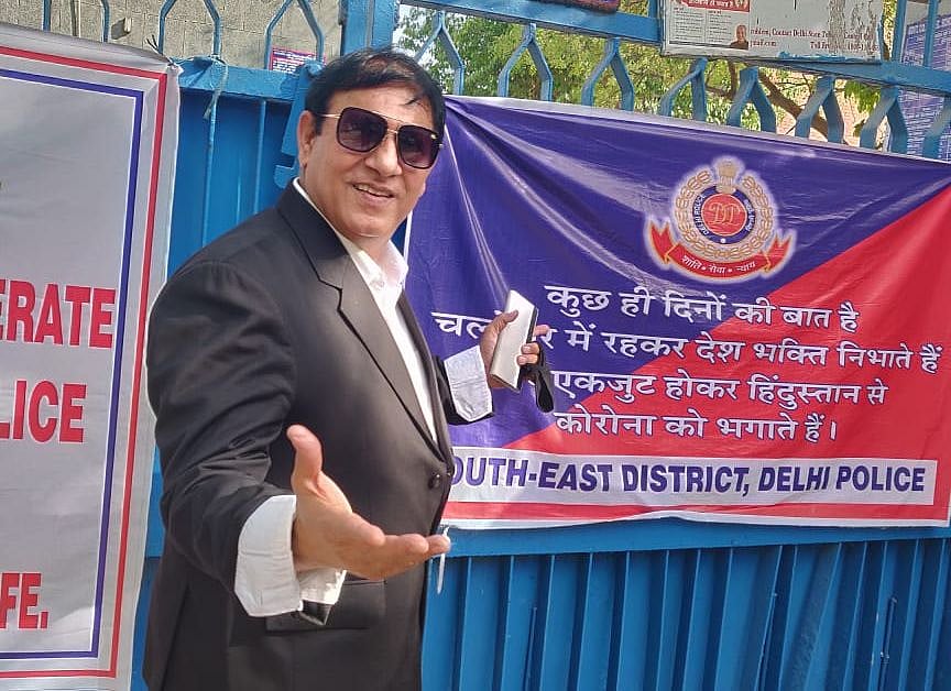 Delhi magician working with Delhi Police to raise COVID-19 awareness recounts rags-to-riches tale
