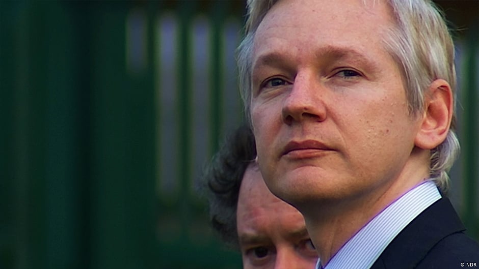 Mexican President offers Assange political asylum